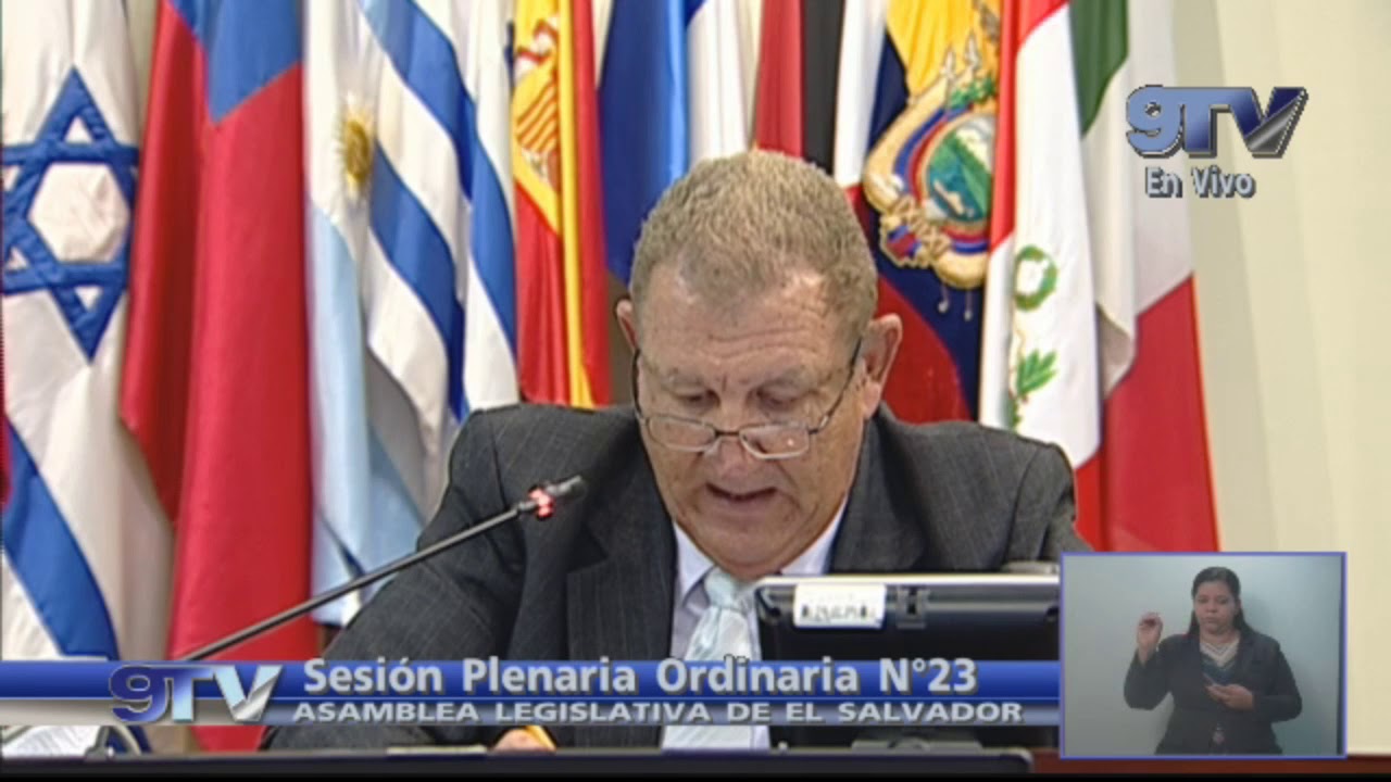 MARIO MARROQUIN elton john