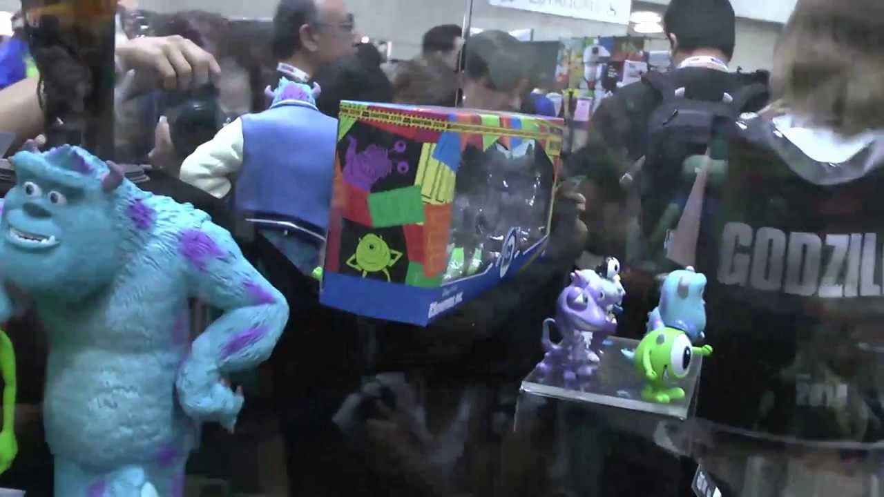 SDCC 2013: Sideshow Booth - Hot Toys DISNEY Display