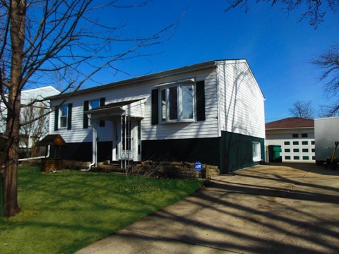 343 Emery Avenue, Romeoville, IL home video tour