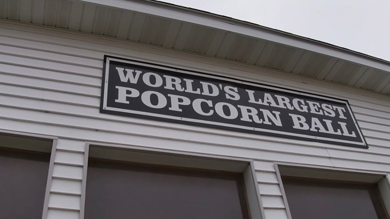 The Largest Popcorn Ball - in Sac City, Iowa