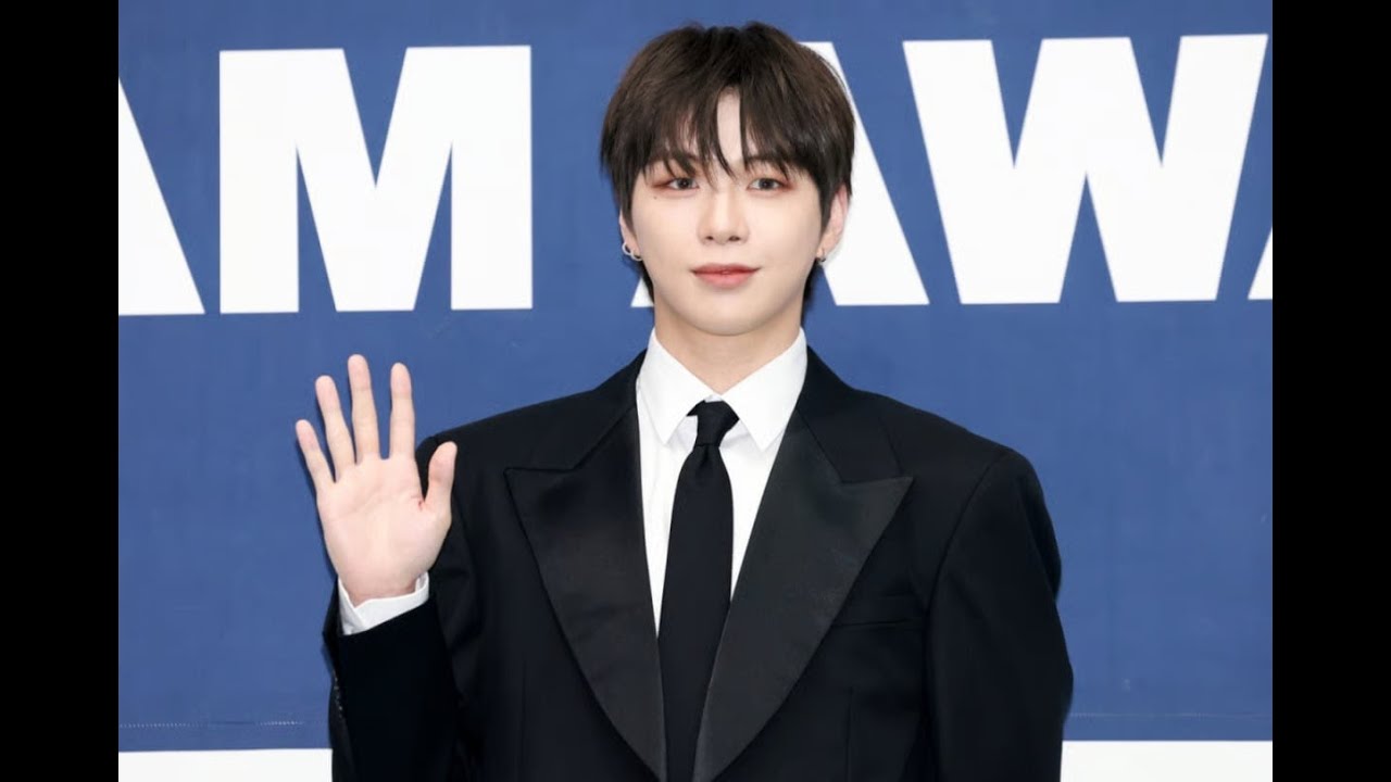 Kang Daniel confirmed to begin mandatory military service on February