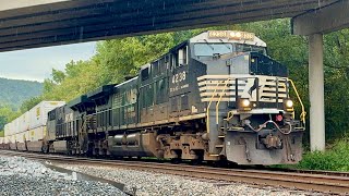 N/S JB HUNT, EMP, and SWIFT intermodal northbound 09/05/24 0739 hours CST
