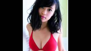 タレントの小島瑠璃子が、芸能界入りは、歌手になるため。