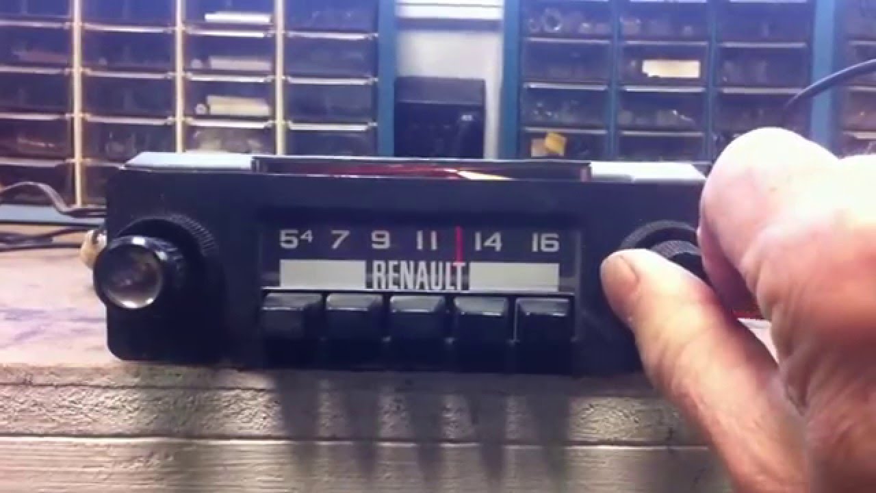 Renault radio car