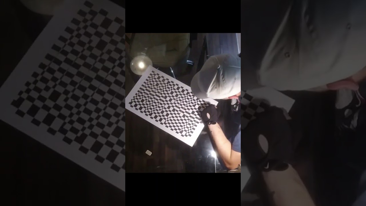 32,5*50 cm - 420  - Drawing Time-lapse - Optical Illusion 012