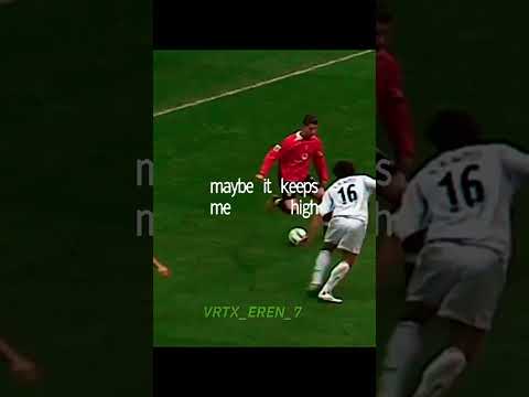 cristiano's crazy skills 🥶🥶🥀🥀 #cristianoronaldo #cr7 #football #viral #trending by Vrtx_eren_7
