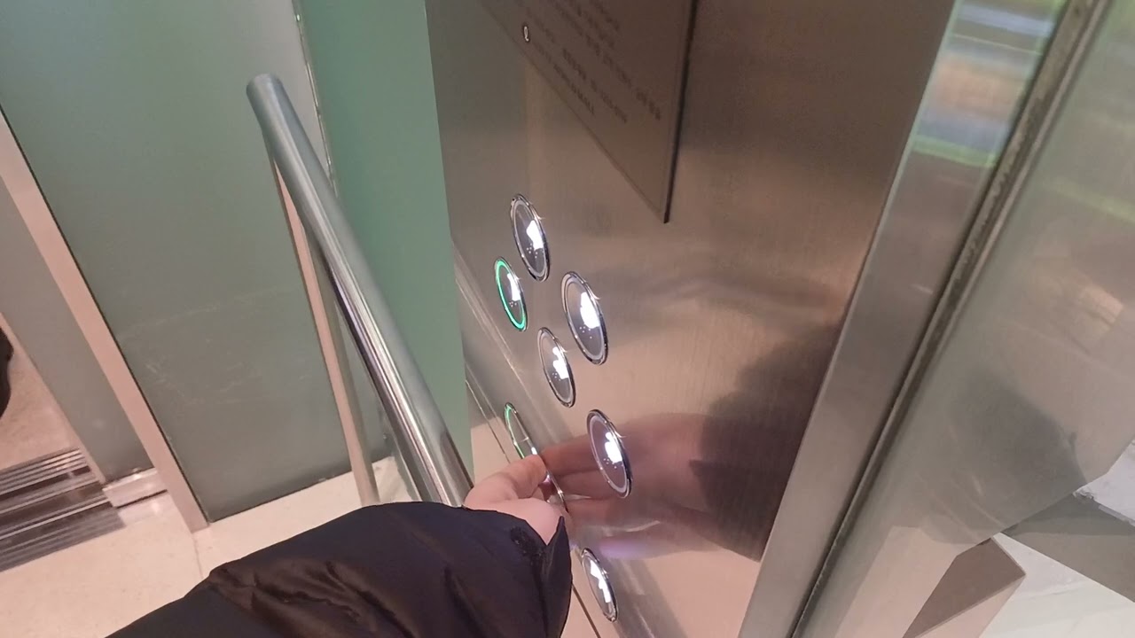 서울특별시 송파구 잠실동 롯데월드몰 현대 엘리베이터 탑사기 