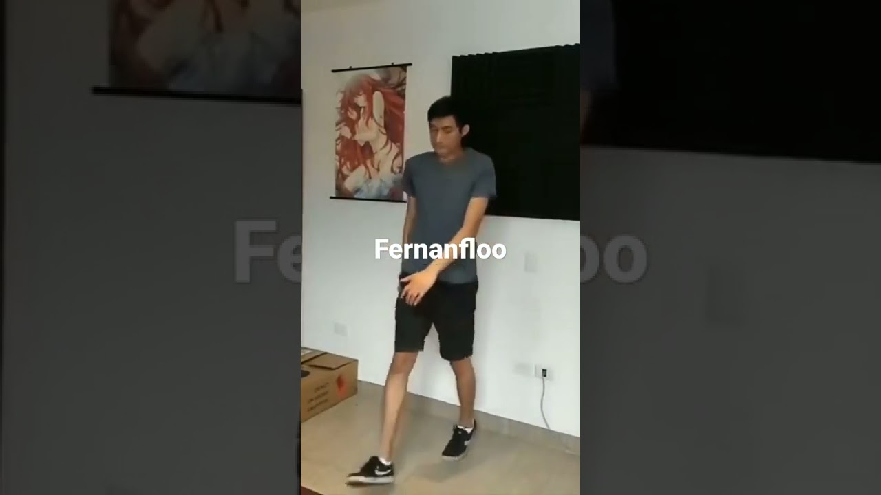 Fernanfloo bailando como todo un crack
