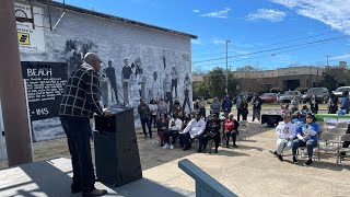 Mural highlights civil rights history of the Biloxi Wade-In