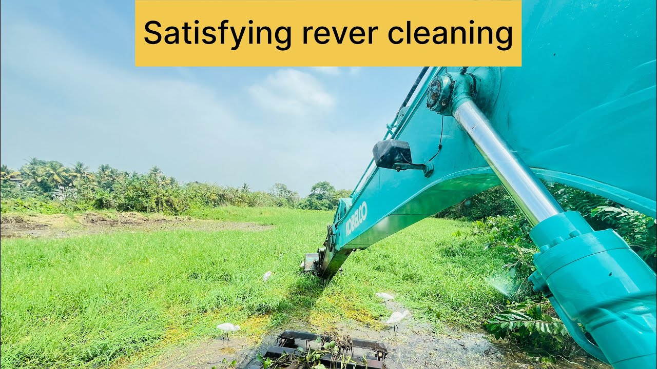 Clearing River Weeds with the Amphibious Excavator | Heavy Machine at ...