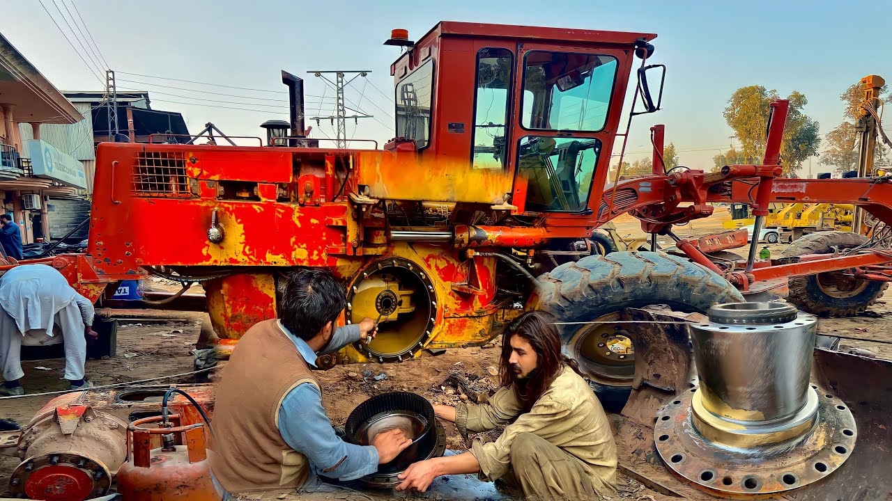 CAT Grader Wheel Tandem Bad Condition | Caterpillar Wheel Tandem Restoration complete process ￼