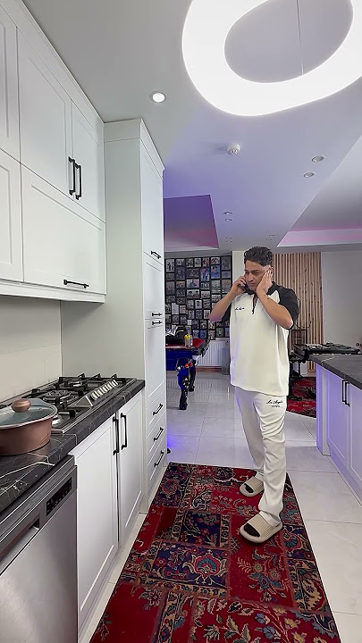 به من چ ربطی داشت 😢😕#چک #comedy #خنده #فان #شلتنا #funny #ریلز #ریلز_اینستاگرام #یوتیوب