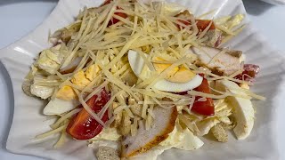 САЛАТ ЦЕЗАРЬ САМЫЙ ПРОСТОЙ И ВКУСНЫЙ РЕЦЕПТ .