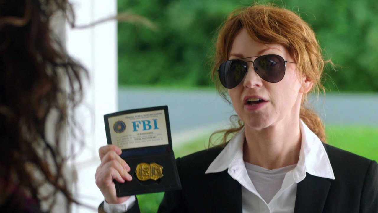 Laura Marano: For the ride - Bad Hair Day music video - Disney Channel Danmark