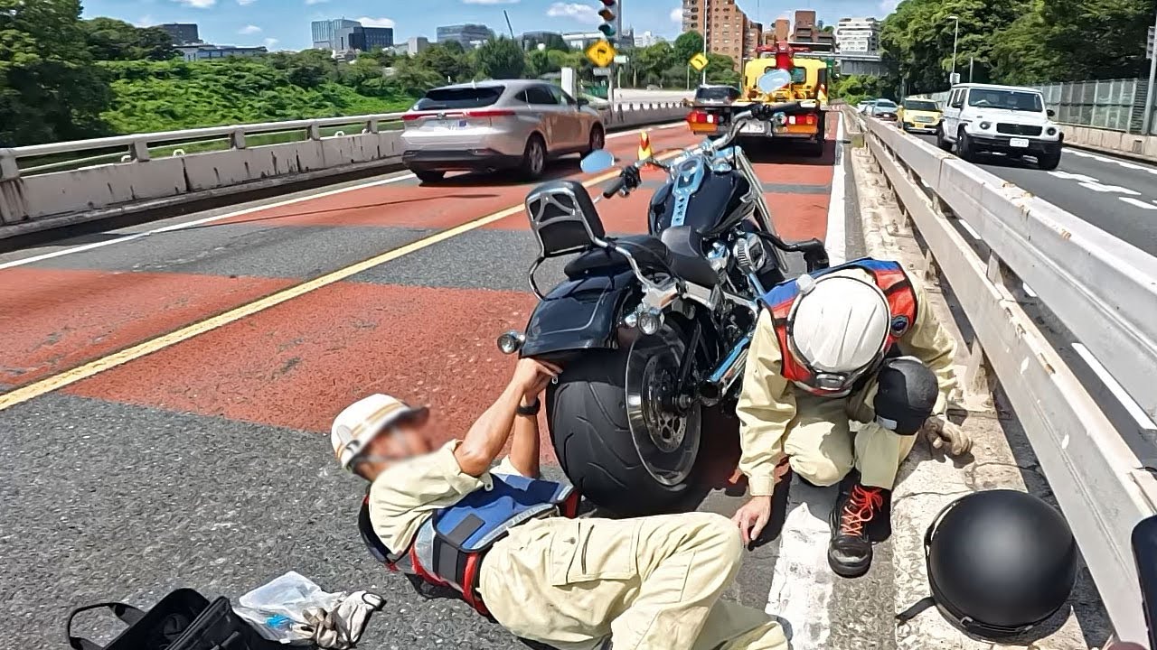 Harley Davidson Fat Boy Ride Tokyo traffic accident