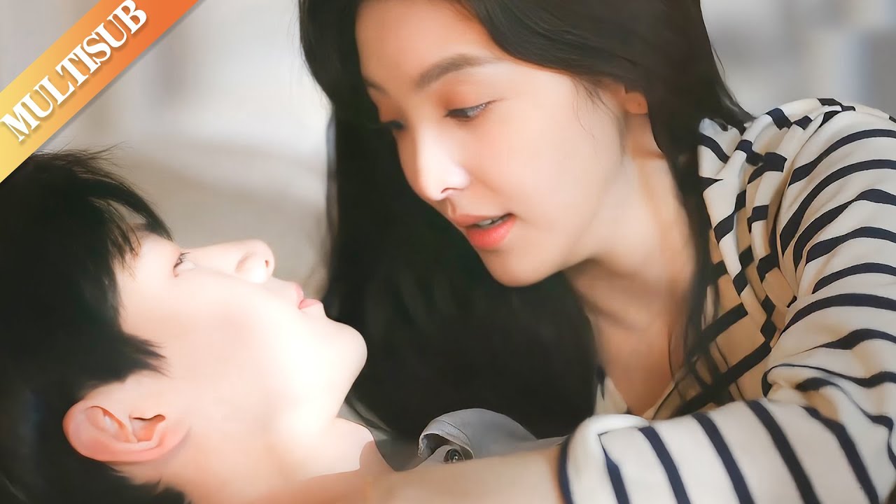 【𝐏𝐑𝐄𝐕𝐈𝐄𝐖】😍灰姑娘清晨看到总裁欢喜不已，两人擦枪走火开启甜蜜交往！