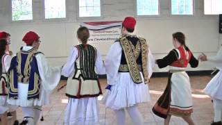 Syrtos Greek dance from Crete by Kyklonas Hellenic Dancers