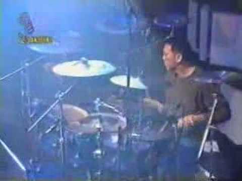 hanya angan - emerald band bass cover ( edisi kangen dengan lagu ini)