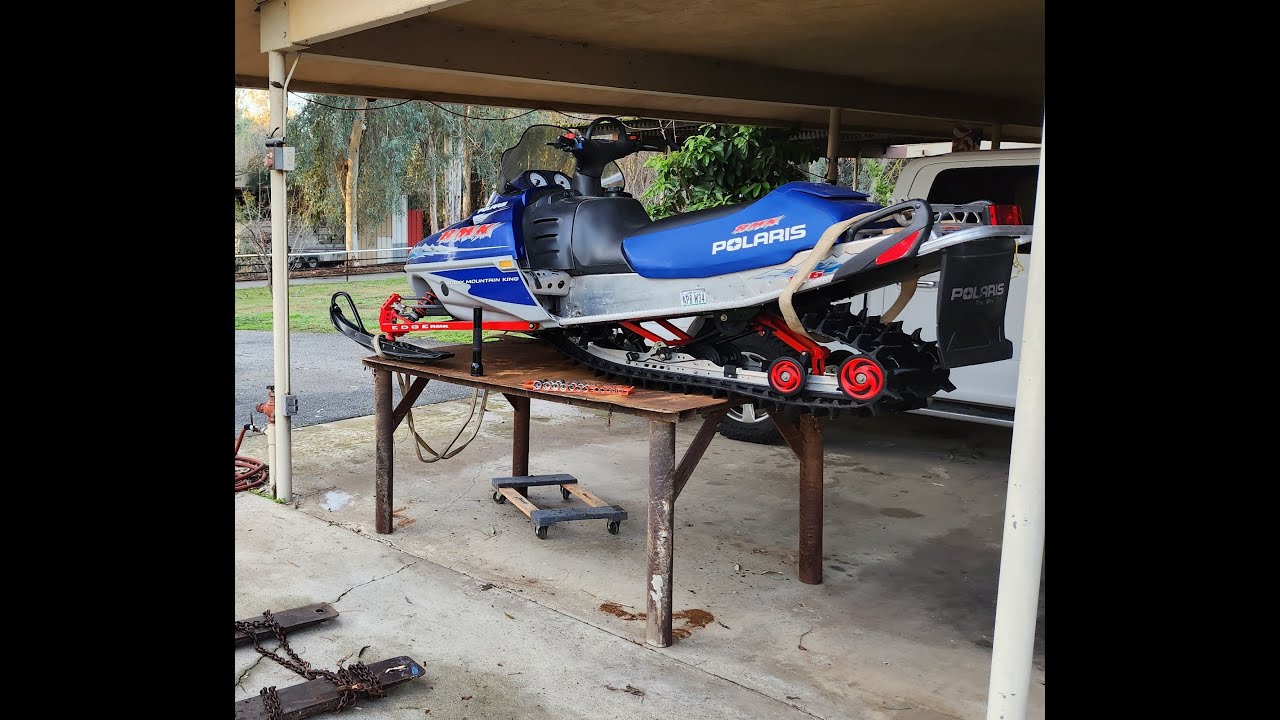 2002 Polaris RMK 700 Snowmobile drive bearing and speedo key repair