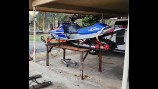 2002 Polaris RMK 700 Snowmobile drive bearing and speedo key repair