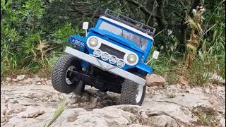 FMS ROCHOBBY TOYOTA FJ40 - 1/10 - Ride in the countryside
