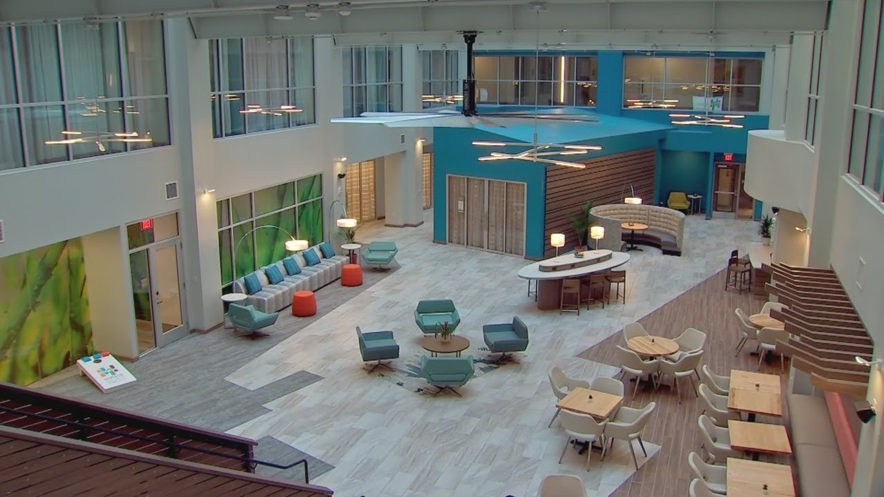 New hotel trying to revitalize Pittsburgh's iconic Kaufmann building