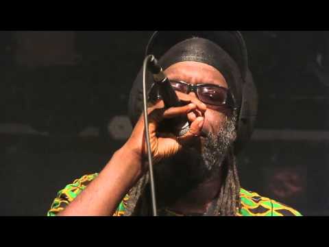 Putar Medley - Macka B