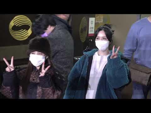 211119 뮤직뱅크 #트와이스 #TWICE #모모 #나연 #미나 #Scientist 퇴근길 Fancam