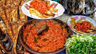 Sambelan Ini Terkenal Dengan Ikan Pe Nya-Penyetan Mak Leha