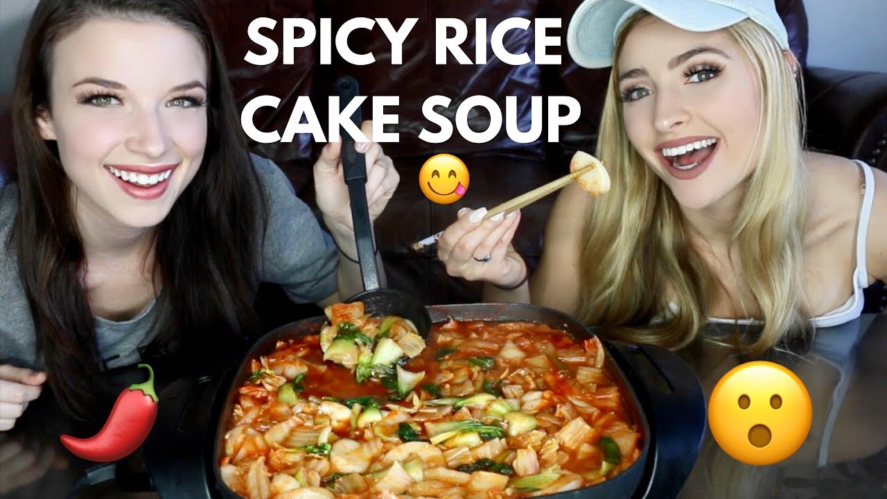 SPICY RICE CAKE SOUP ((gukmul tteokbokki)) Recipe & Mukbang!! 국물 떡볶이