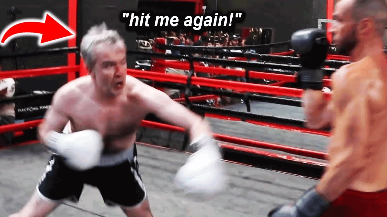 CRAZY LONDON BOXING FIGHT!🔥🇬🇧Senior Citizen vs Polish Fighter🇵🇱