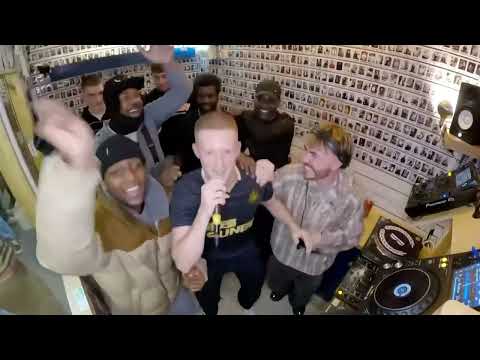 I am the pilot, you are the passenger - MC Cunning UK RAP