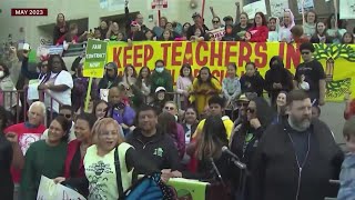 Oakland teachers plan 1-day strike over financial information request