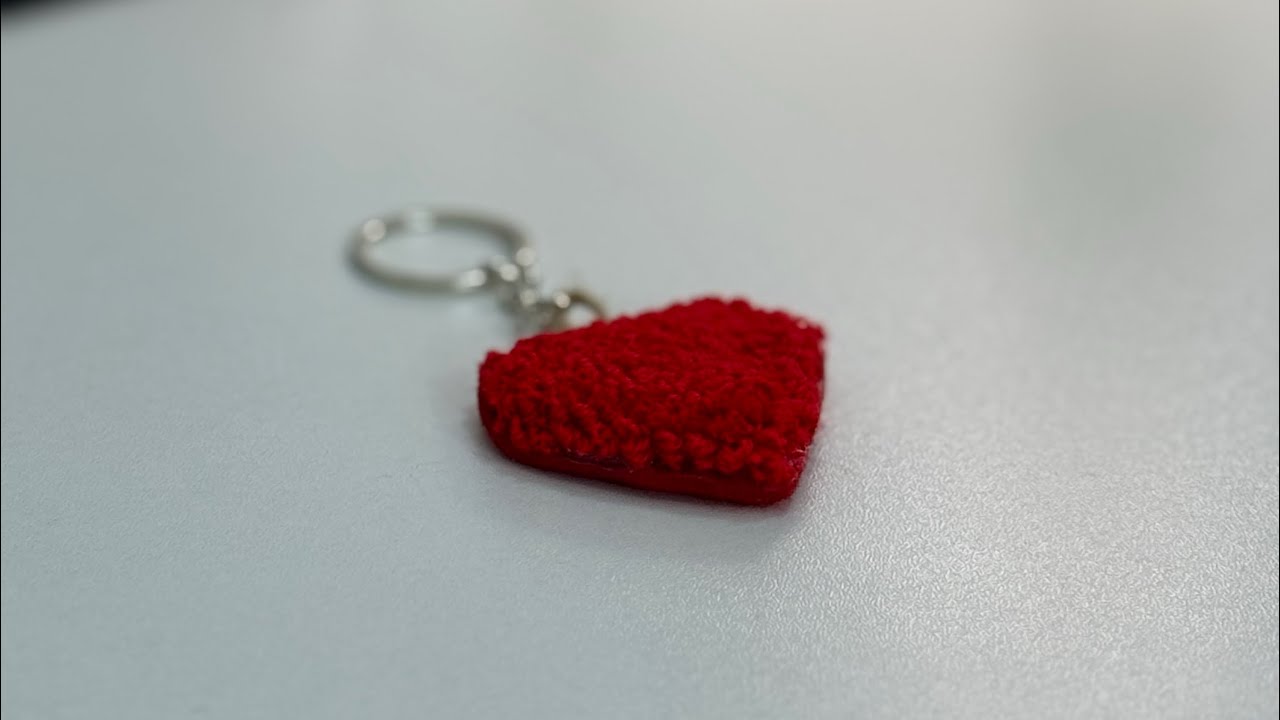 طريقة عمل ميدالية بابرة النفاش الخطوات كامله😁 #تطريز تطريز_يدوي #تطريز#كروشيه