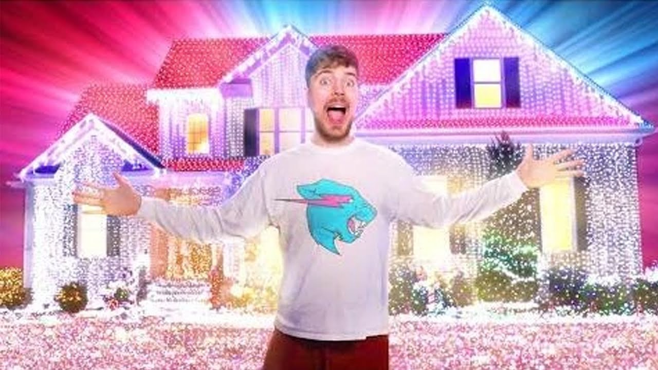I Put 1,000,000,000 Christmas Lights On A House ( World Record