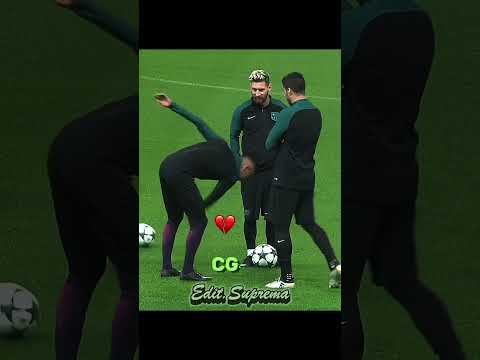 Messi, Neymar, Suarez Momentos Engraçados…😂 #trending #memes #futebol #funnyvideo #resenha #msn