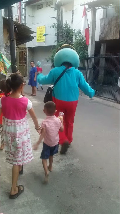 Doraemon Clown Dancing || Badut Doraemon Joget #shorts