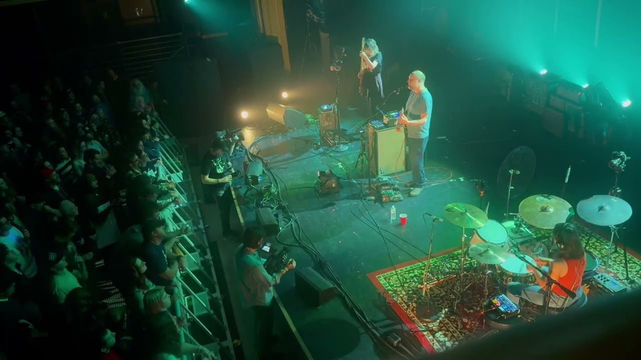 (11/28/25) Built to Spill “I Would Hurt A Fly” @Revolution Hall (Portland, Oregon) Night #1