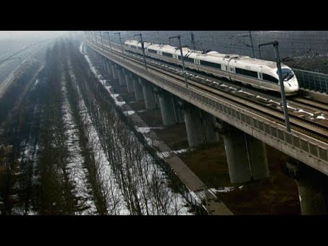 Film backdrop image for This Chinese Event is the Busiest Travel Day in the World (2018)