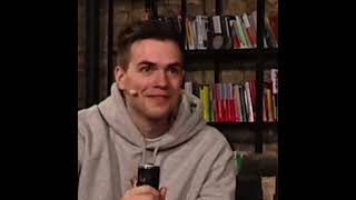 Lied: Turn up! - Lucan #deutschrap #newcomer #marcgebauer