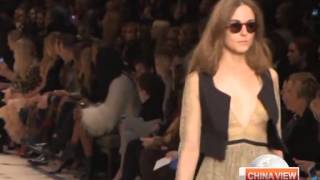 Burberry wows at London Fashion Week