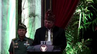 Download lagu Presiden SBY Berpantun Saat Terima Gelar 'Tetuha Banua Nang Batuah'