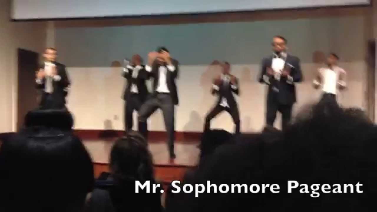 Spelman Pageant Vlog #15- Spelman Mr. Sophomore Pageant - YouTube