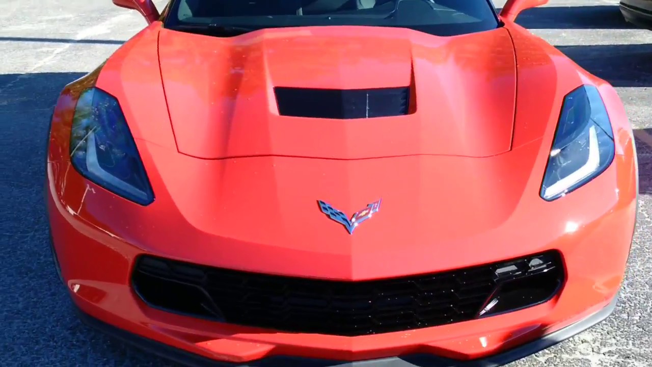 Chevrolet Corvette Grand Sport 2017 en Español