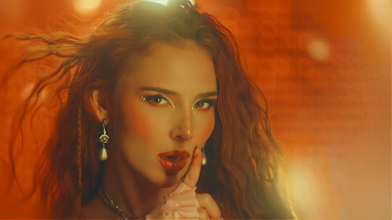 Chloe Jane - Shut Up (feat. Flyana Boss) (Official Music Video)