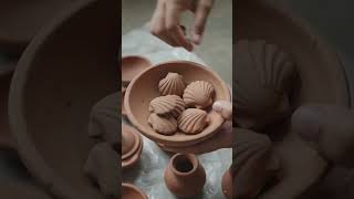 Red clay baked pots!! Clays n slates treat!! #satisfying #sandmentcrushing #claying #claycrafts