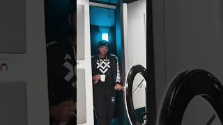 musicologo en el estudio