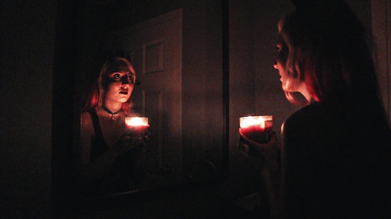 PLAYING PARANORMAL GAMES IN A HAUNTED BATHROOM! YouTube