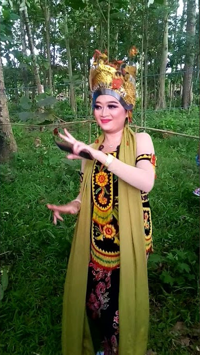 penari gandrung cantik ngedance part 2 | #jarananbanyuwangi | #shorts
