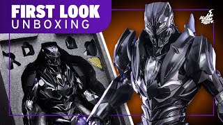 Hot Toys Black Panther Mech Strike Figure Unboxing | First Look